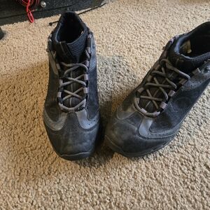 Vintage Nike Air Max Saunder 06